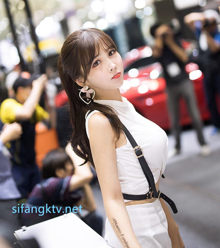 【2023-08-22】softy boobs.. taste me with your tongue.m4v